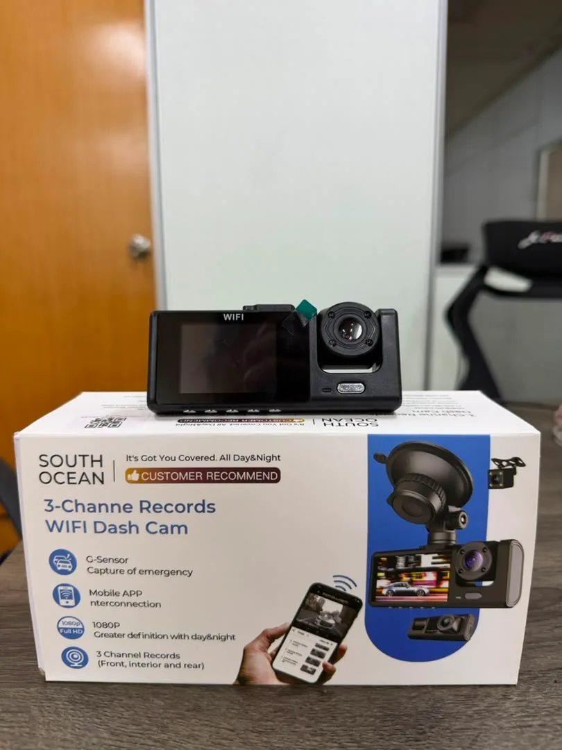 3 Camera Lens Dash Cam - Image 10